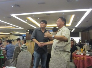 A friendly and solid hand shake from both 8A & 8B  chairman at the end of dinner